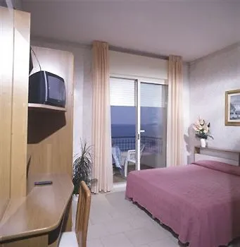 Hotel Classic - Azzurro Club