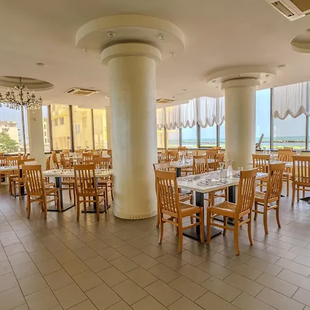 Отель Classic - Azzurro Club