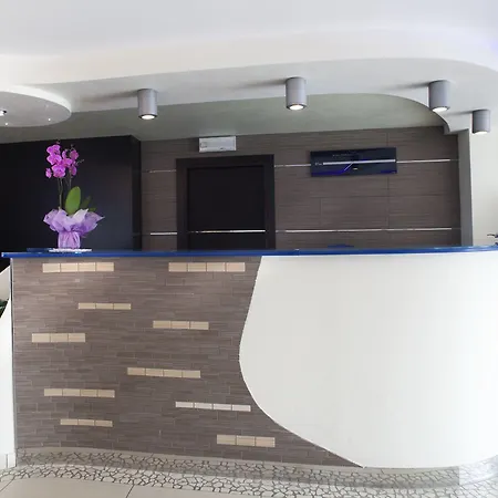 Отель Classic - Azzurro Club 3*