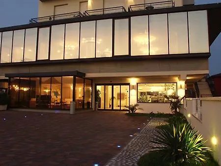 Отель Classic - Azzurro Club Лидо-ди-Савио